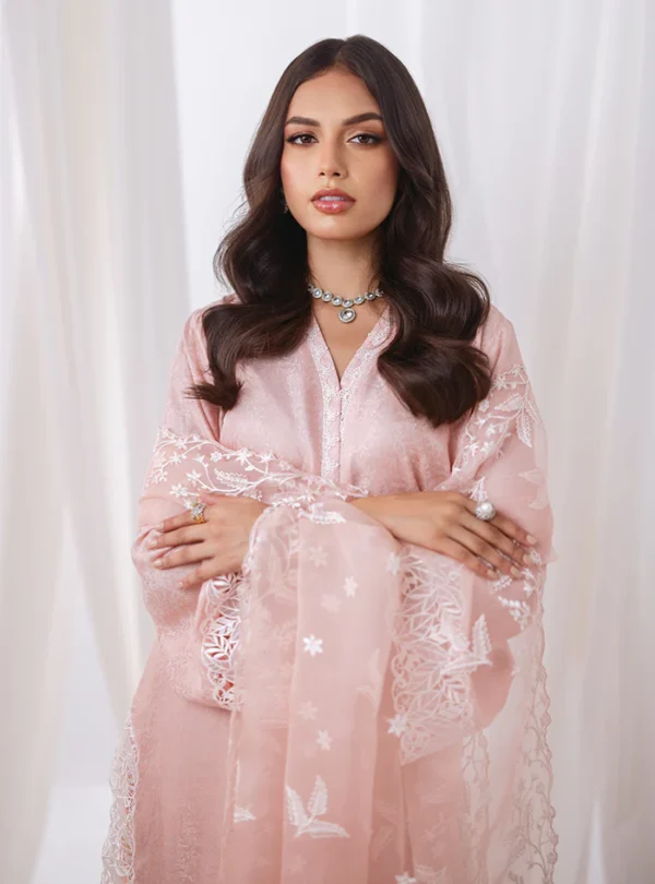 Luxury Pret Neefa By Zainab Chottani