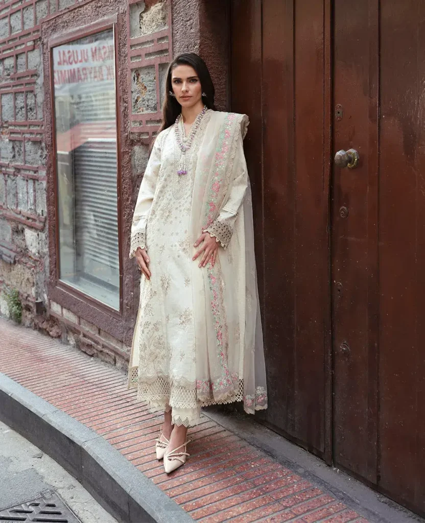 Noar (M-132) Embroidered Pret By Republic Womenswear