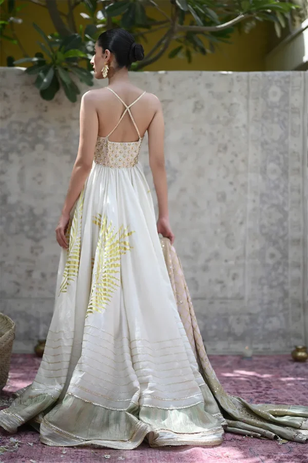 Rinah Formal By Sania Maskatiya