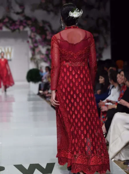 Formals Rouge L`Amour By Zainab Chottani