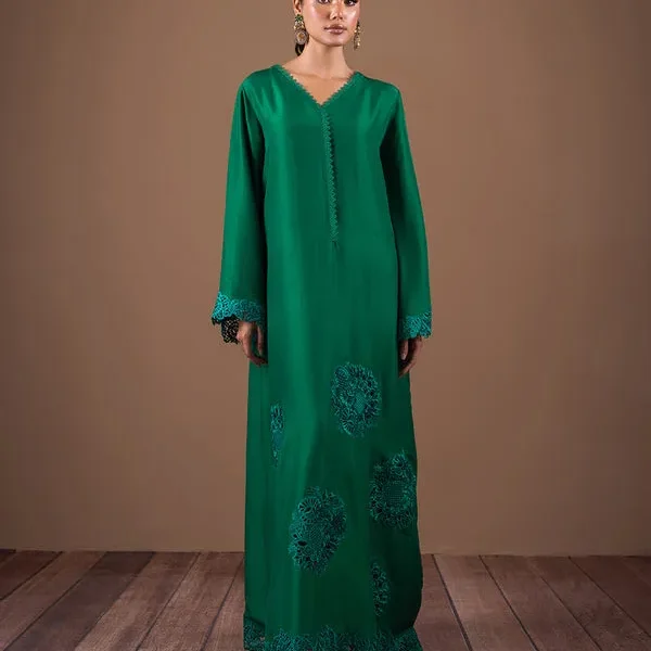 Modest Edit 24 Enchanting Emerald By Zainab Chottani