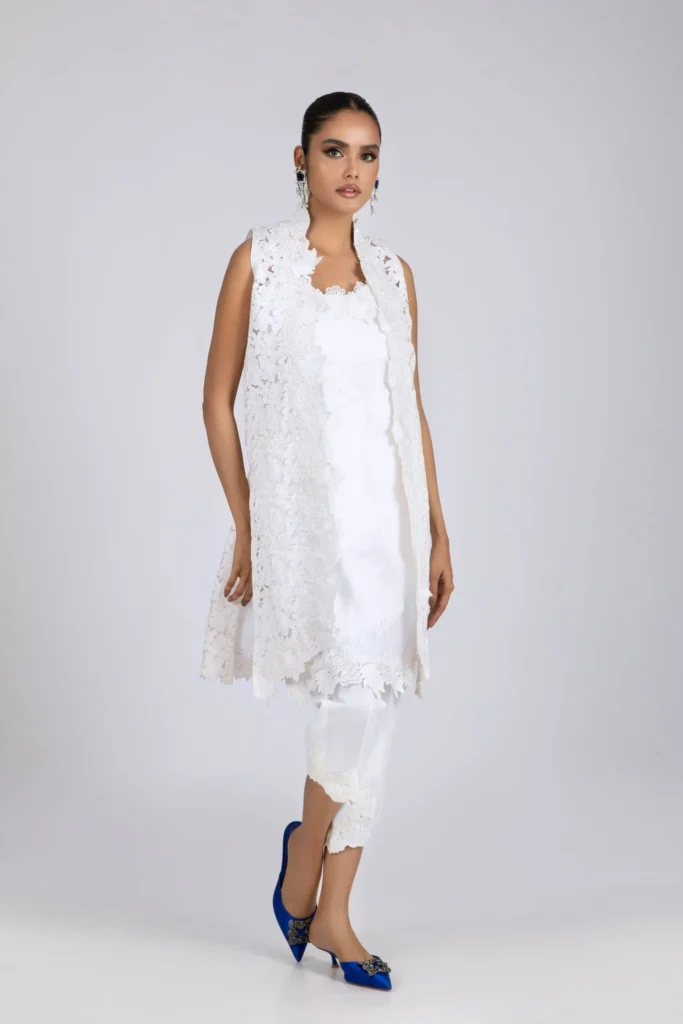 Luxury Pret 16118-White By Ayesha Somaya