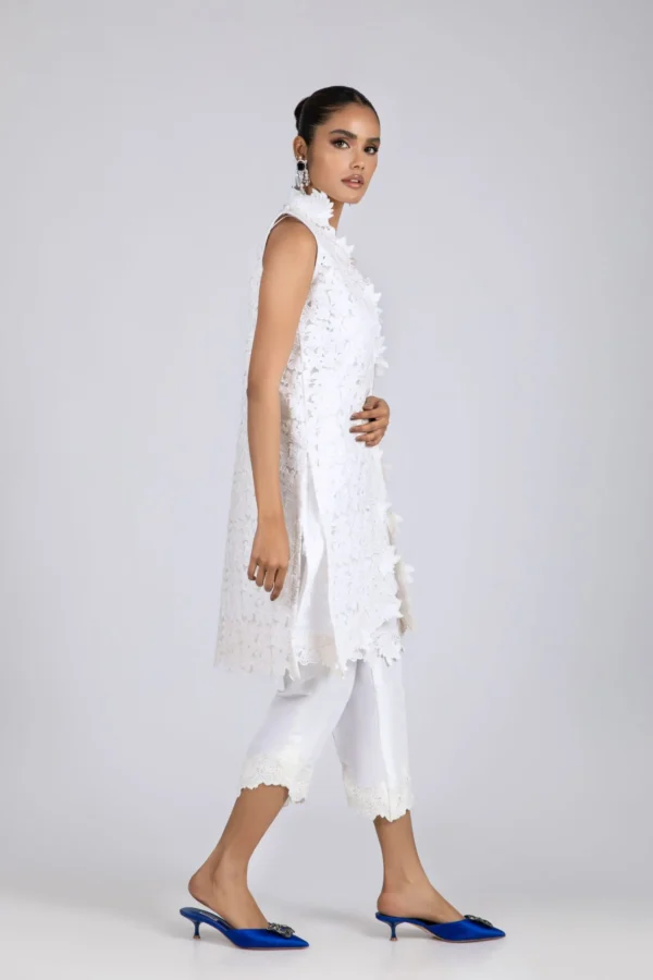 Luxury Pret 16118-White By Ayesha Somaya