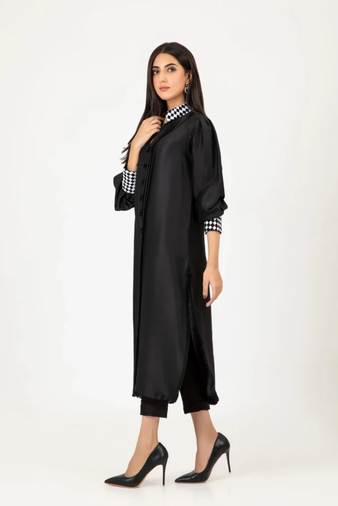 Luxury Pret 15101-Black By Ayesha Somaya