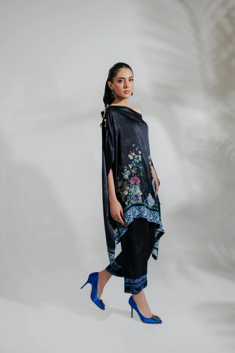 Luxury Pret 15883-Black By Ayesha Somaya