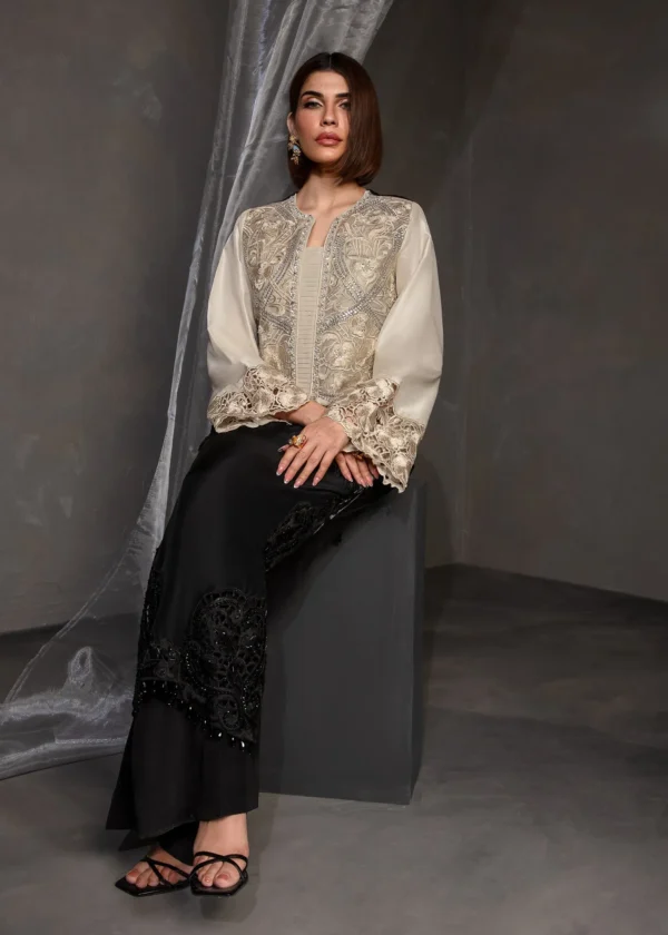 Saira Shakira Luxury Pret Zaree By Luxe