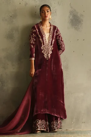 Rozina Munib Vistara Luxury Velvets VV-22