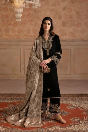 Vita By Faiza Saqlain Luxury Velvet Ismene
