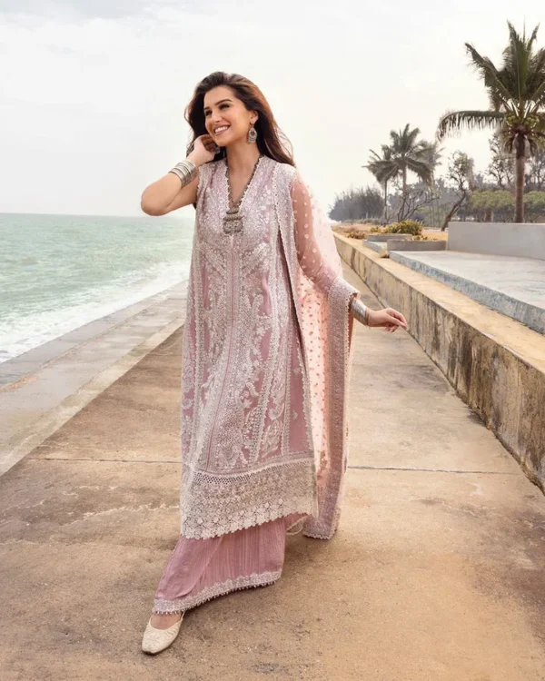 Faiza Saqlain Luxury Lawn - Amaryllis