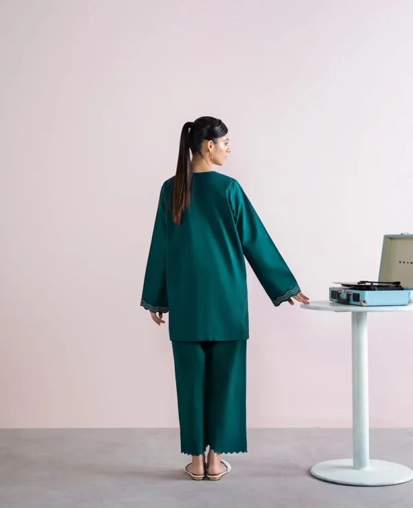 Republic essentials S/S 25 - ES-188