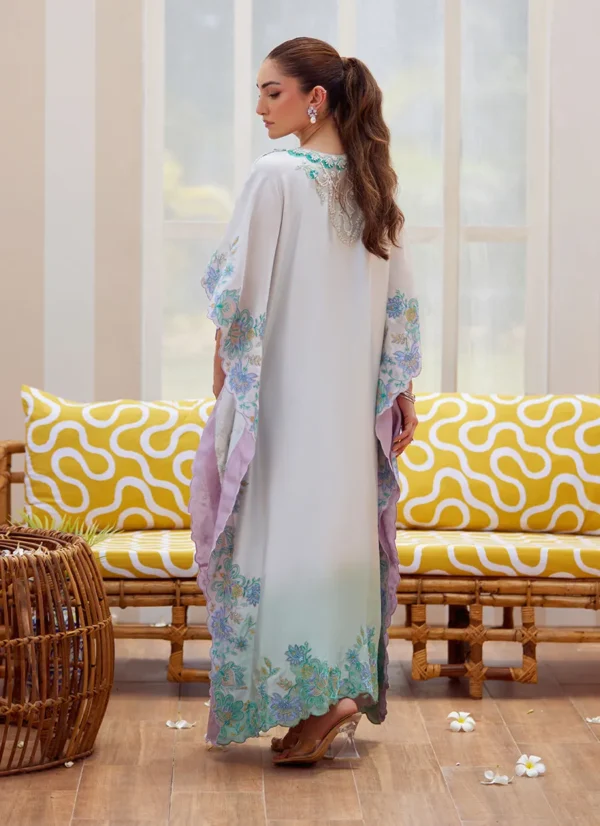 Farah Talib Aziz Tara Eid Luxe 25 - Livia
