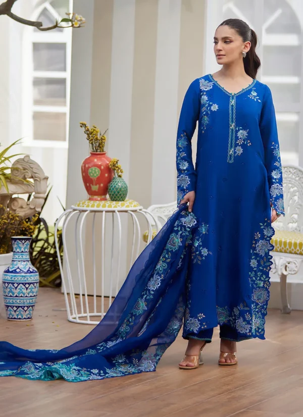 Farah Talib Aziz Tara Eid Luxe 25 - Tavia
