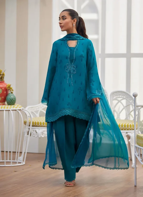 Farah Talib Aziz Tara Eid Luxe 25 - Maella