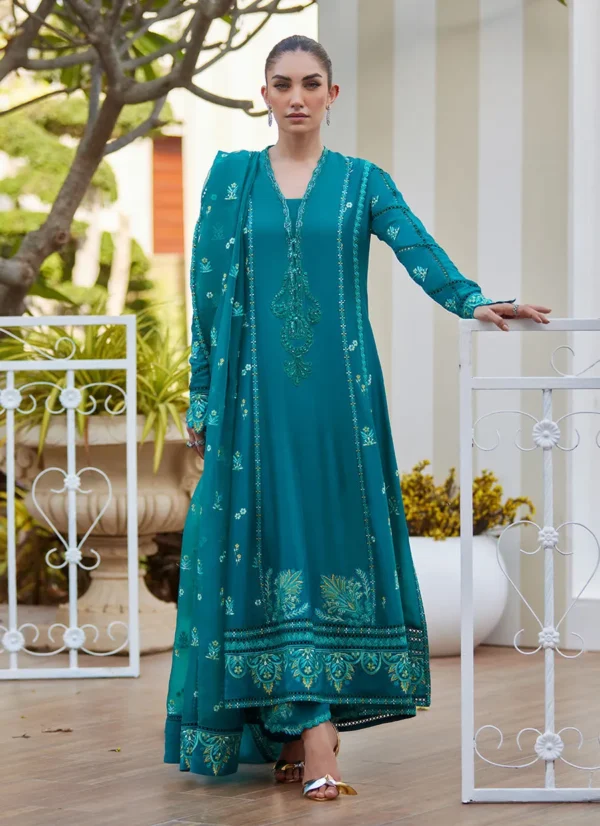 Farah Talib Aziz Tara Eid Luxe 25 - Leni
