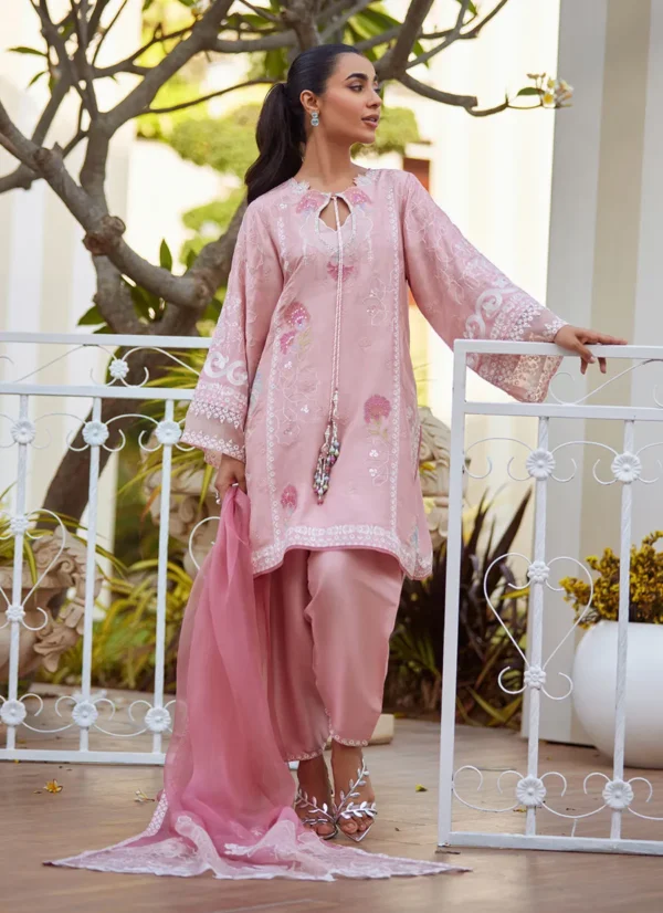 Farah Talib Aziz Tara Eid Luxe 25 - Jovie