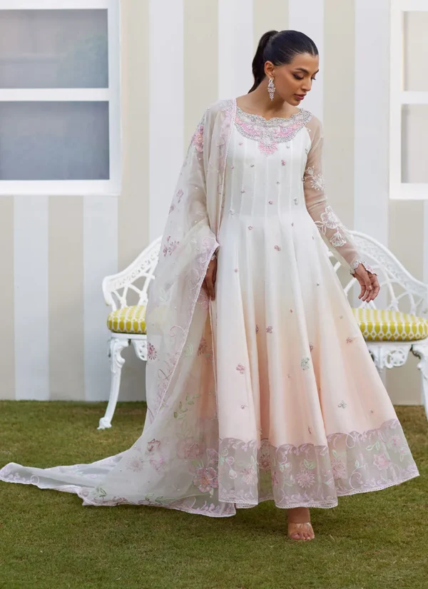 Farah Talib Aziz Tara Eid Luxe 25 - Amaris