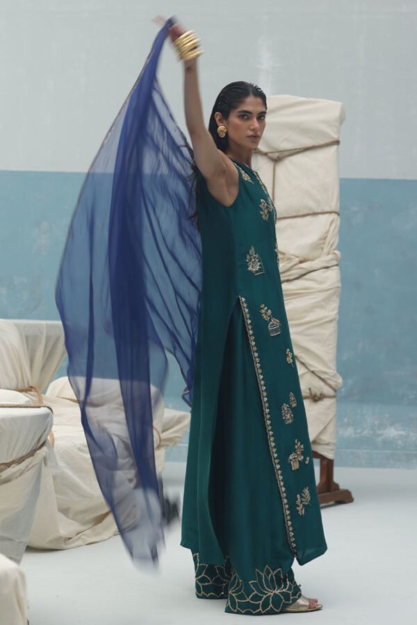 Rozina Munib Spring Summer 25 - SS25-09