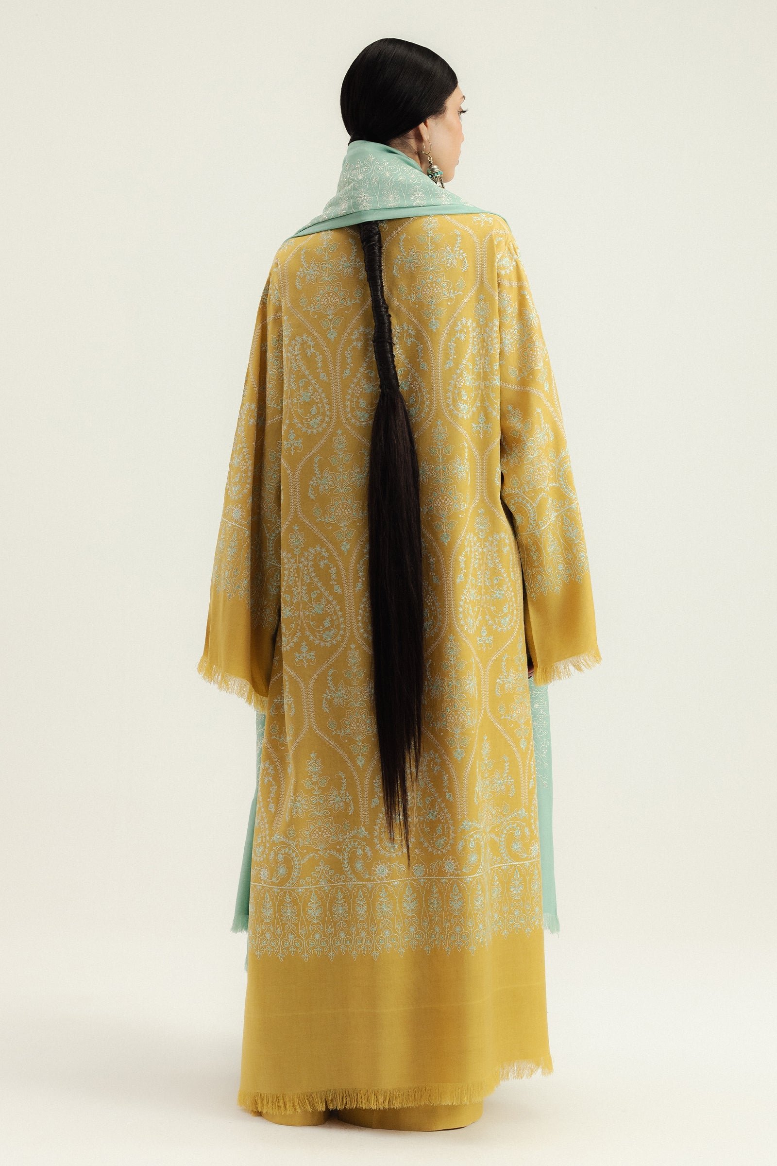 Zara Shahjahan Winter 25 - Zarvaan