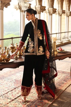 Zainab Chottani Velura Velvet Edit 25 - Vian Farshi