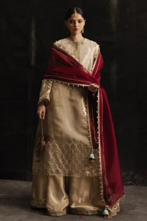 Zara Shahjahan Studio Portraits - Zariyab