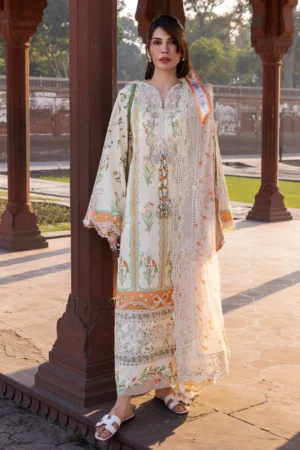 Crimson Lawn 26 - Sun-Kissed Letter-D9A