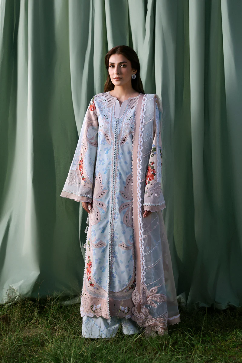 Afrozeh A Lawn 26 - Eirene