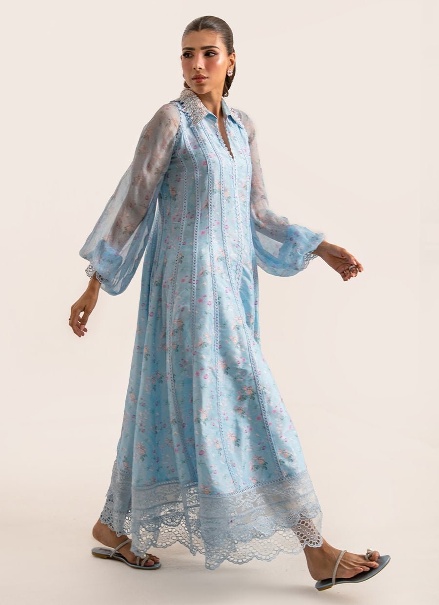 Farah Talib Aziz Lea Luxe - Sally